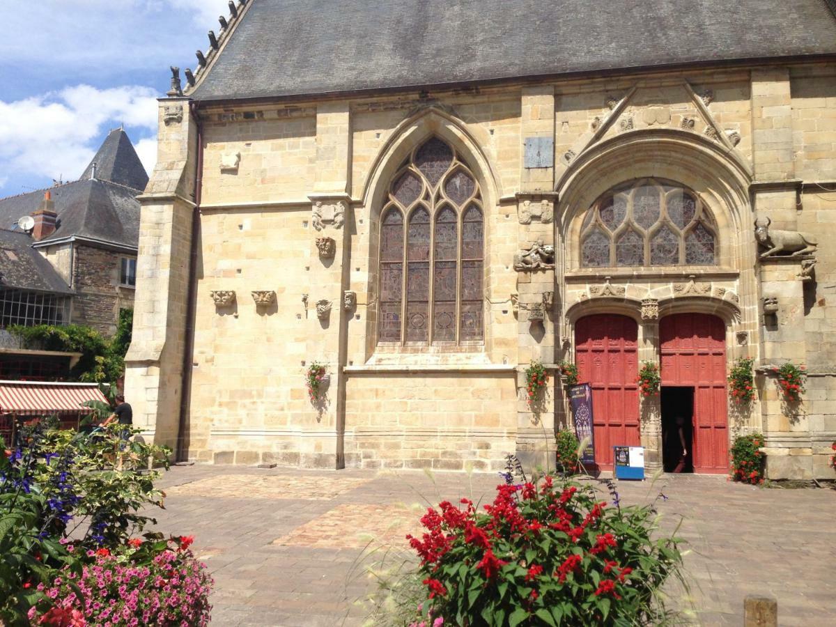 La Ville De Mainguy Josselin Exterior photo